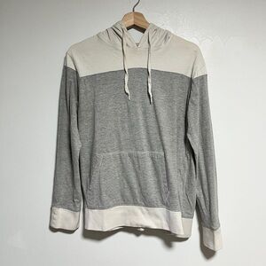 Urban Heritage Colorblock Lightweight Hoodie - Size M
